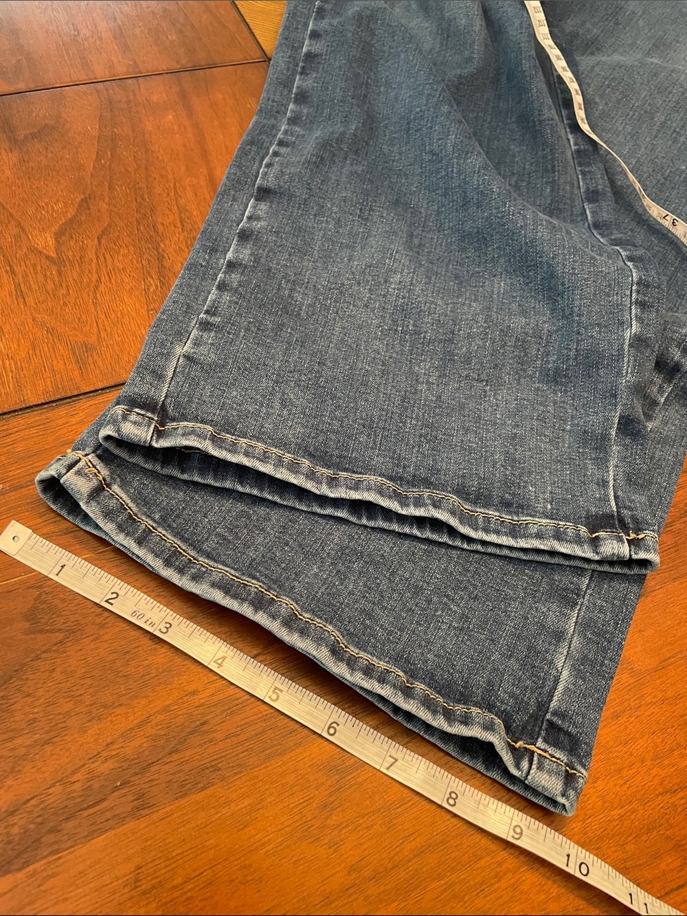 Wide-Leg Women's Jeans in Med blue M56 - Picture 6 of 9